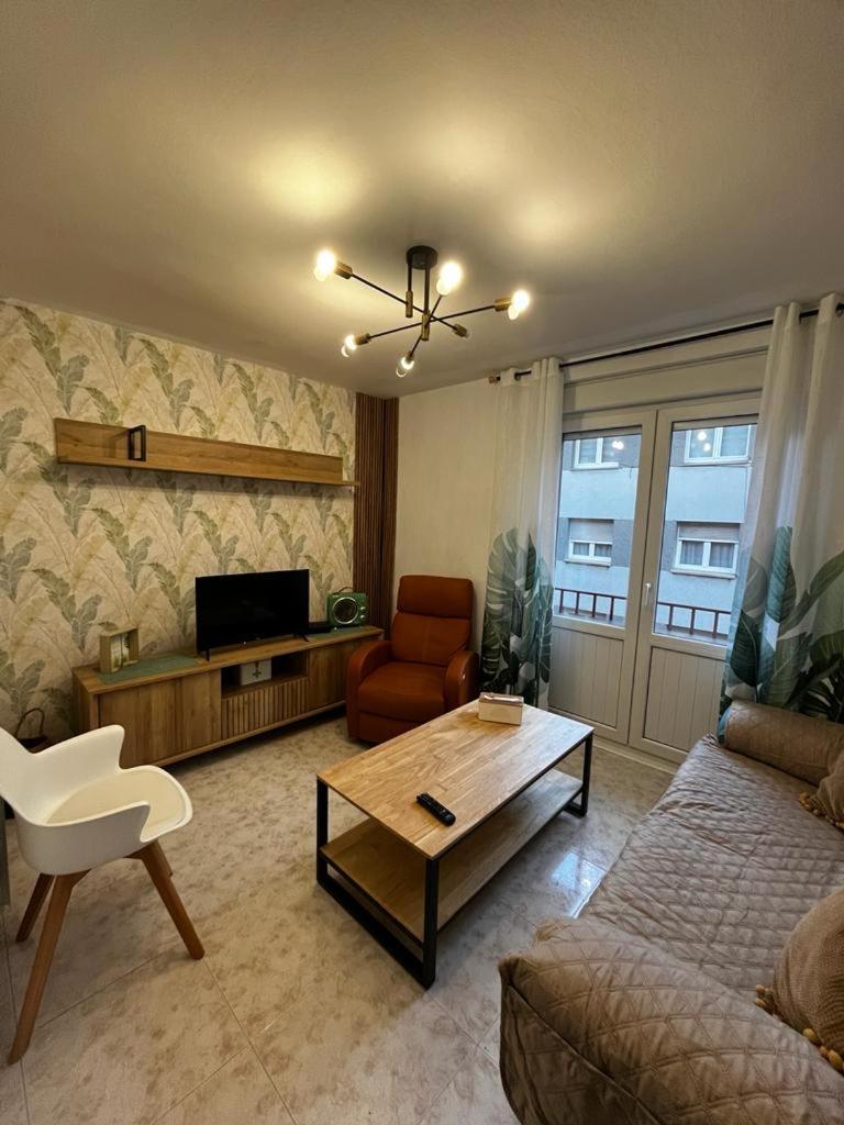 Appartamento Precioso Piso Totalmente Reformado. Gijón Esterno foto
